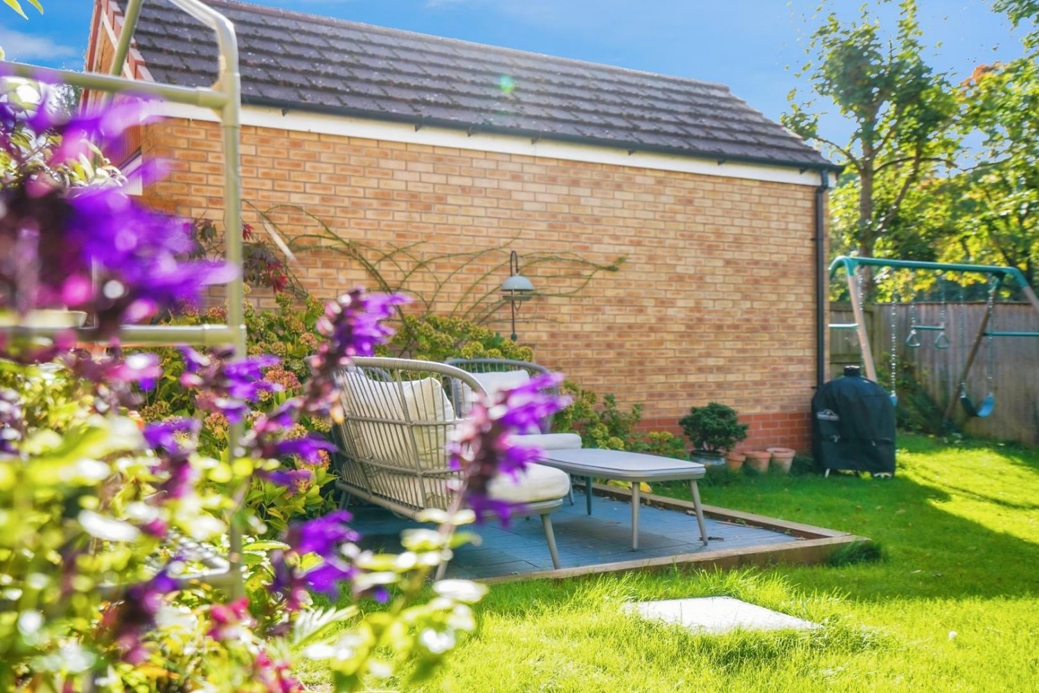 Healdfield Court, Castleford