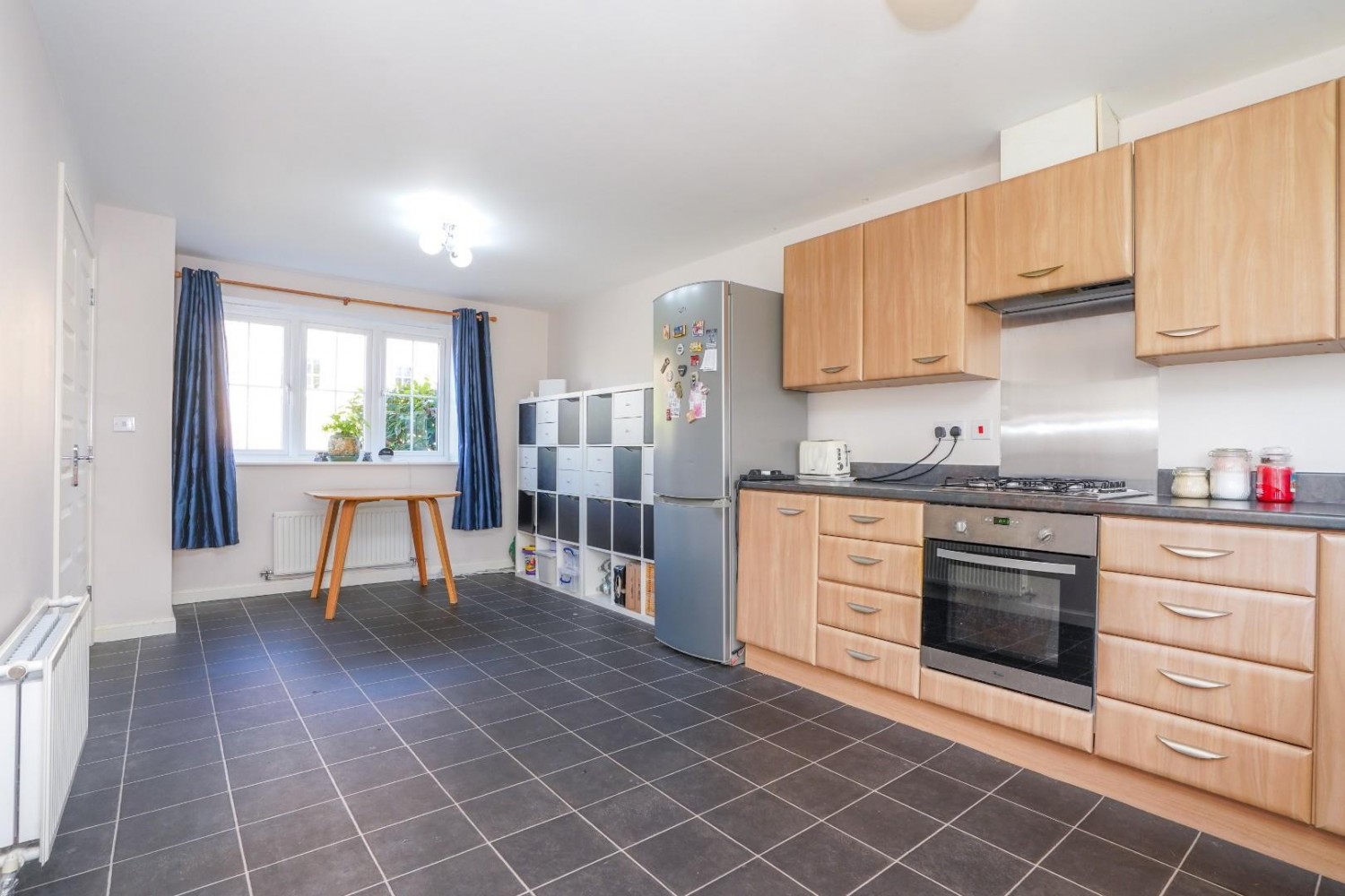 Healdfield Court, Castleford