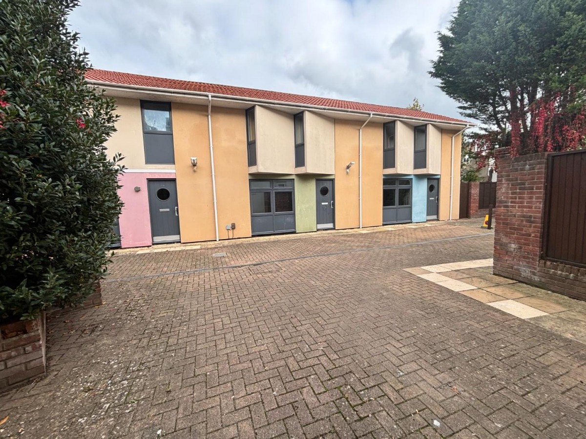 Villiers Road, Easton, Bristol BS5 0JH