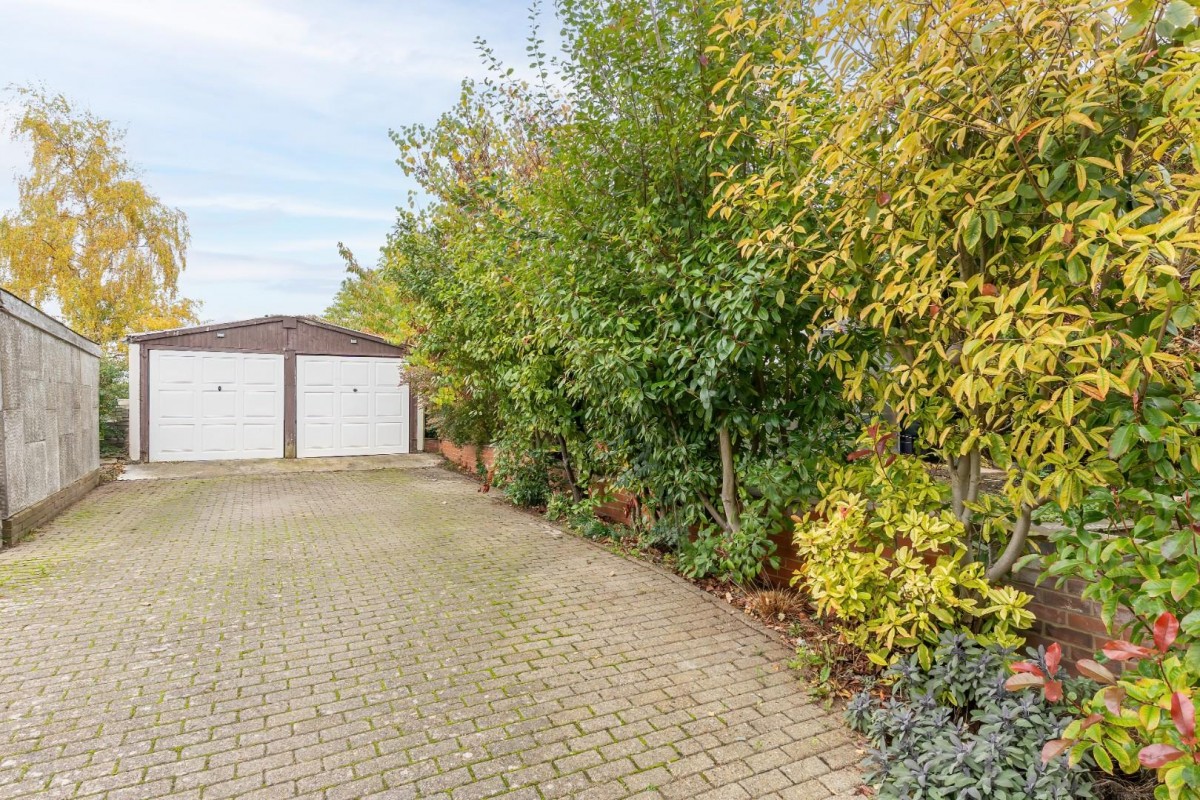 Sunnybank, Cheddington