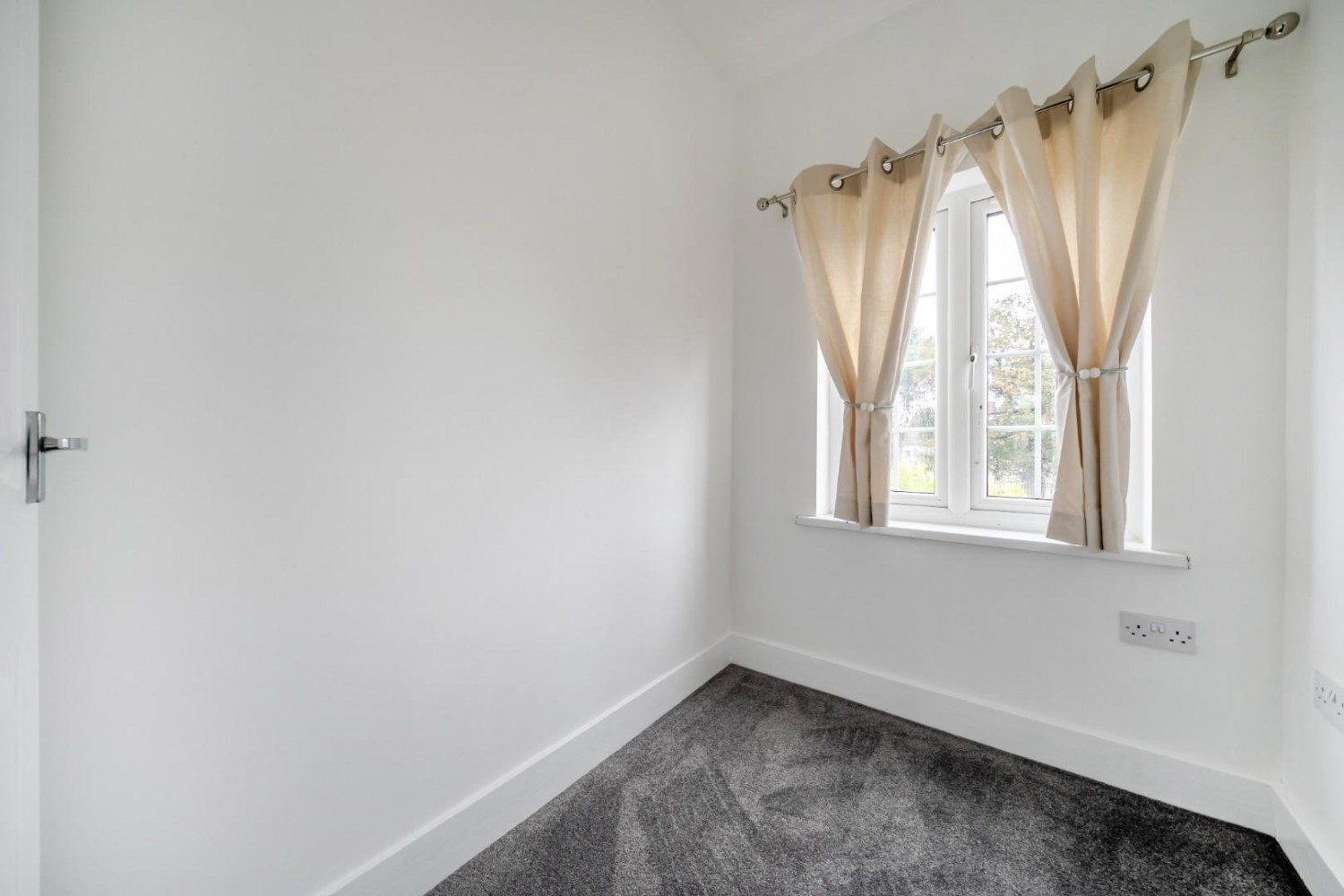 Woolwich Road, London, SE2