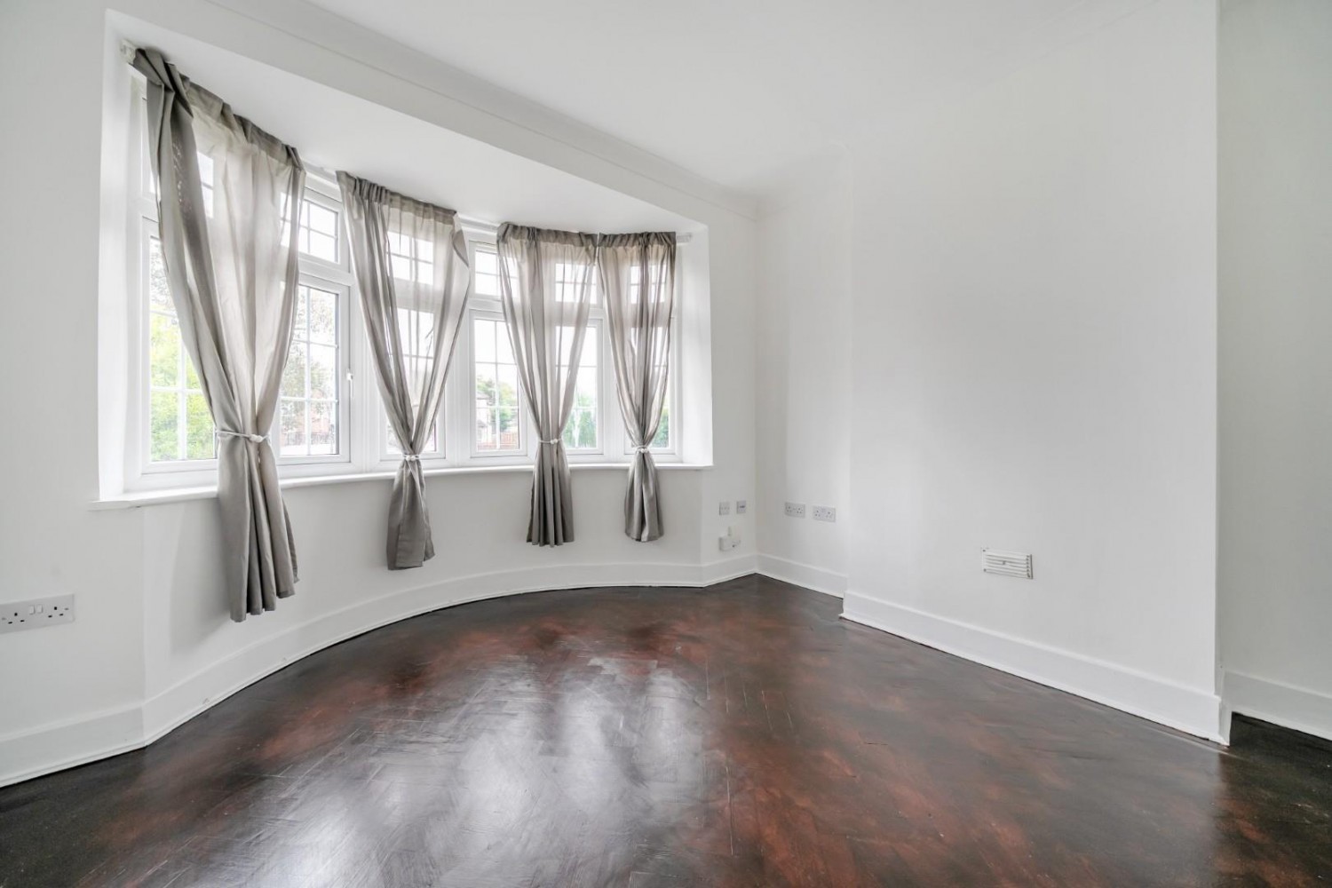 Woolwich Road, London, SE2