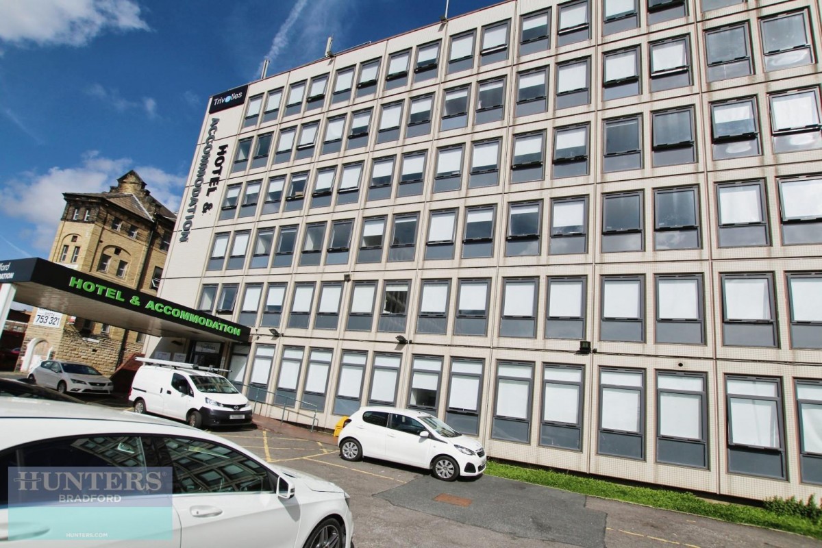 218 Sunbridge Halls, 178 Sunbridge Road Bradford, West Yorkshire, BD1