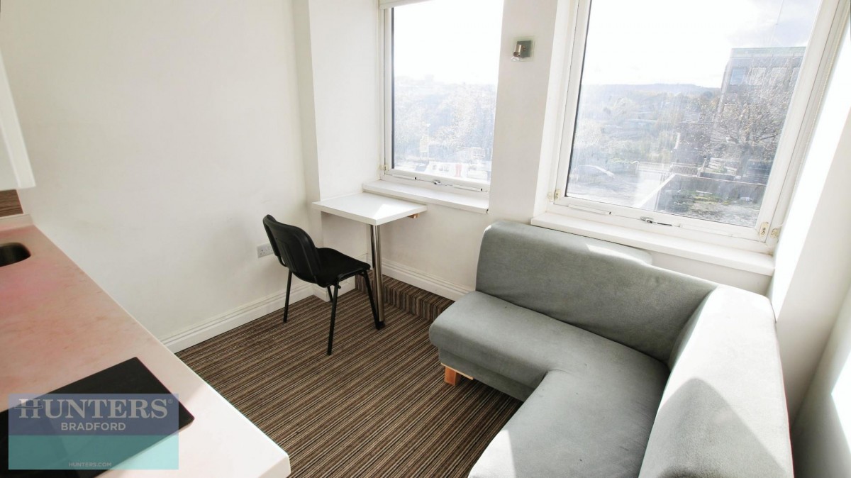 218 Sunbridge Halls, 178 Sunbridge Road Bradford, West Yorkshire, BD1