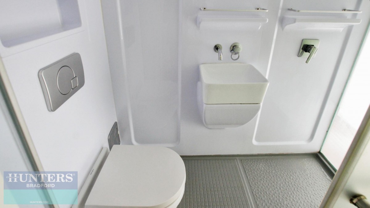 218 Sunbridge Halls, 178 Sunbridge Road Bradford, West Yorkshire, BD1