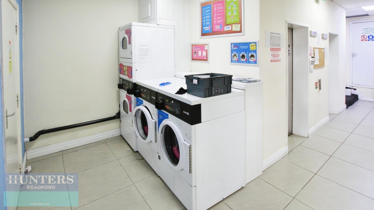 218 Sunbridge Halls, 178 Sunbridge Road Bradford, West Yorkshire, BD1