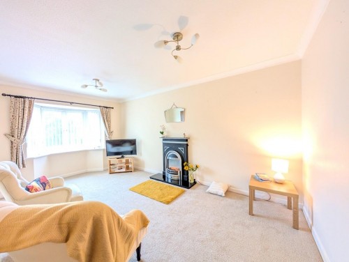 Midland Way, Thornbury, Bristol