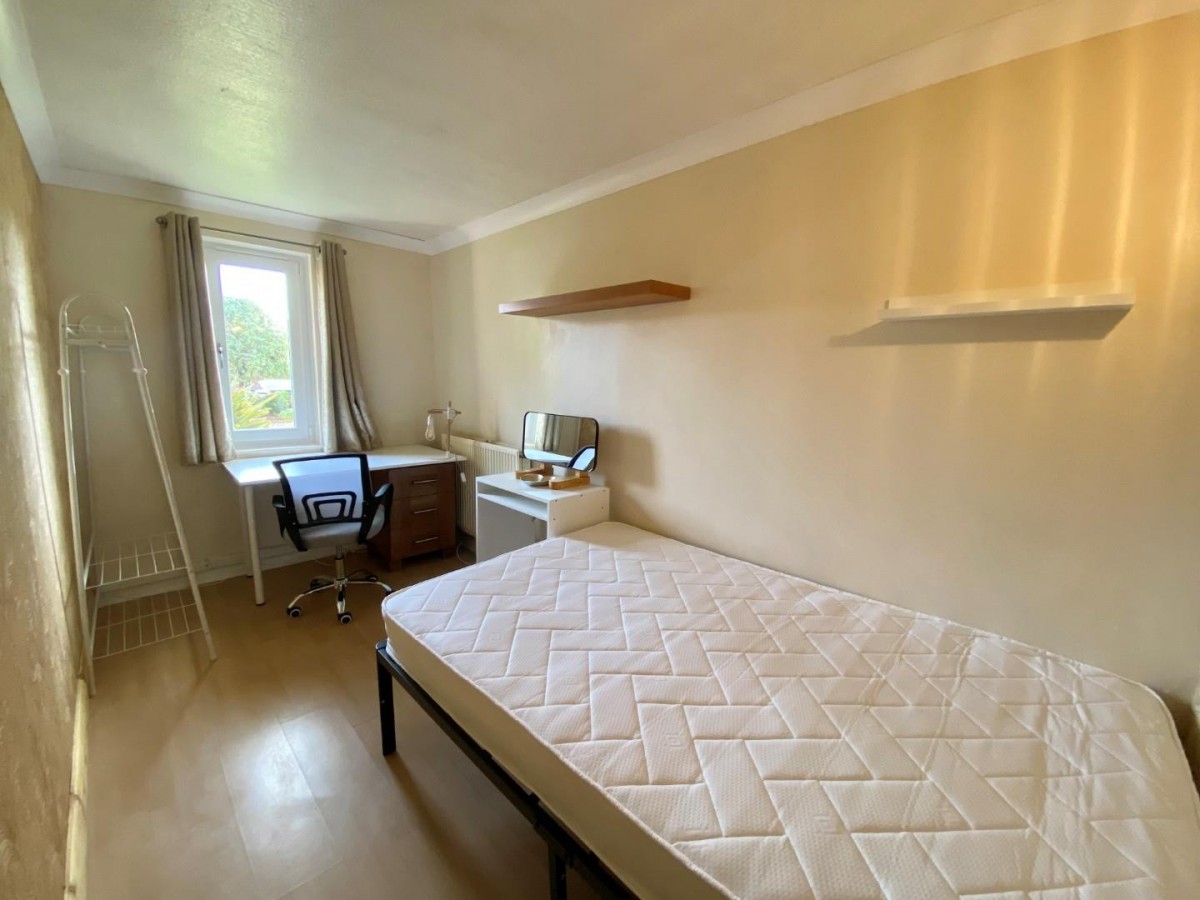 Peel Close, Heslington