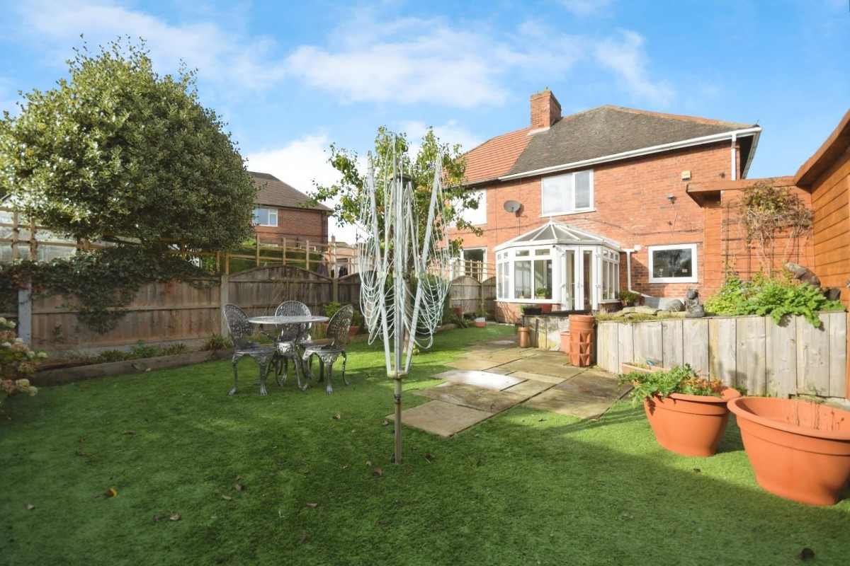 Markham Road, Duckmanton, Chesterfield, S44 5ER