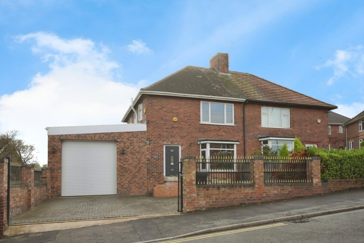 Markham Road, Duckmanton, Chesterfield, S44 5ER