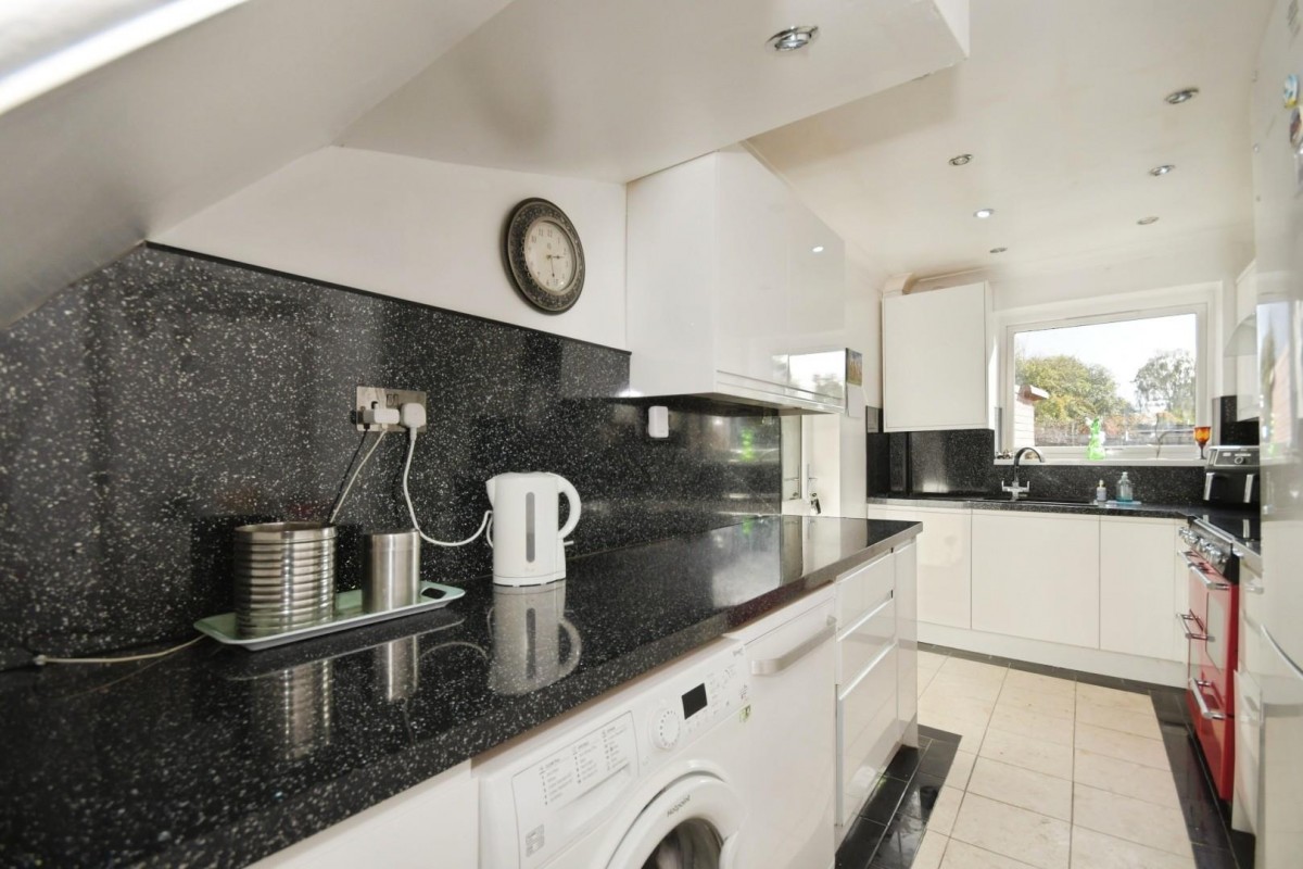 Markham Road, Duckmanton, Chesterfield, S44 5ER