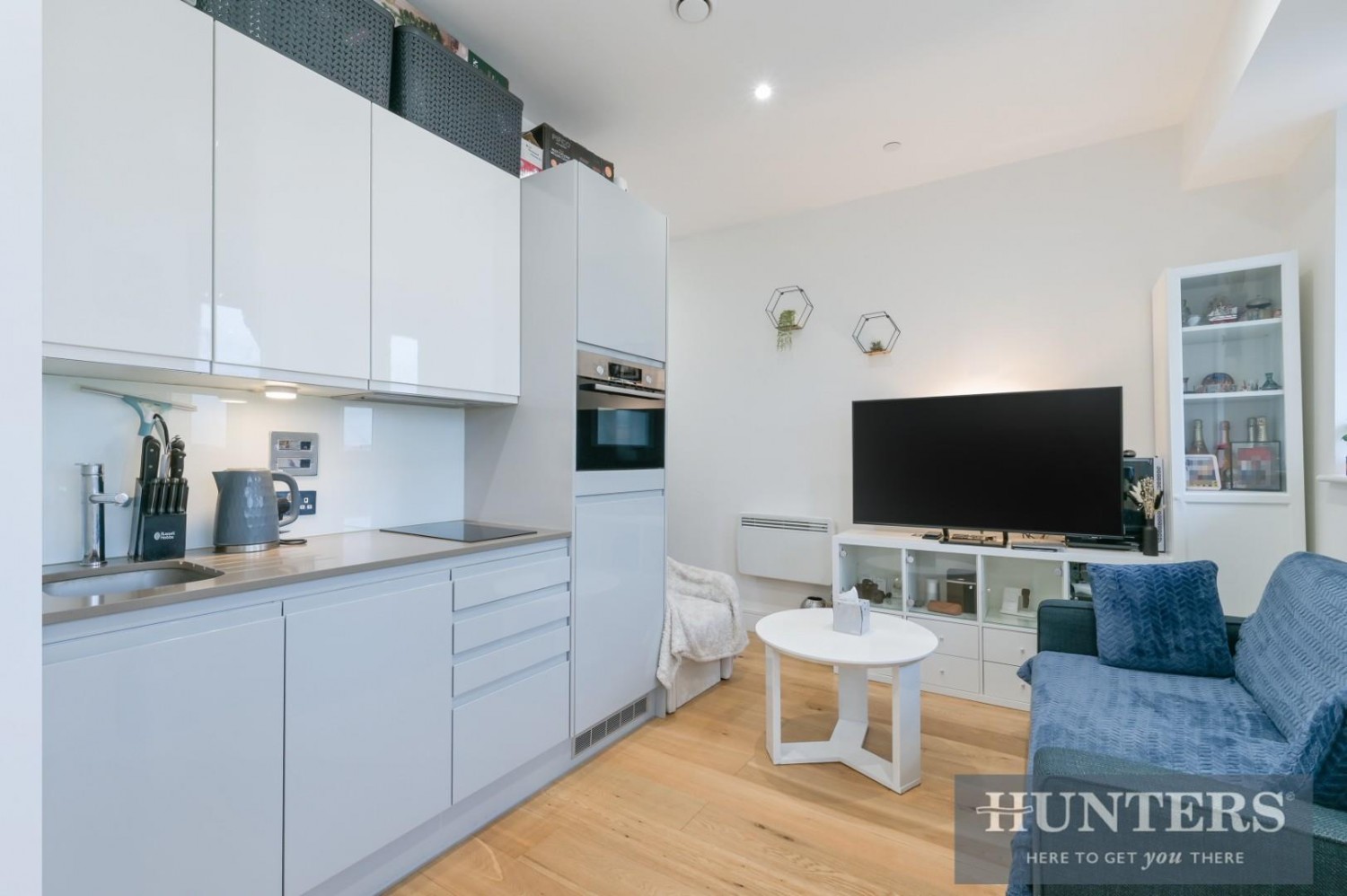 Craneshaw House, 8 Douglas Road, Hounslow High Street, TW3 1DA