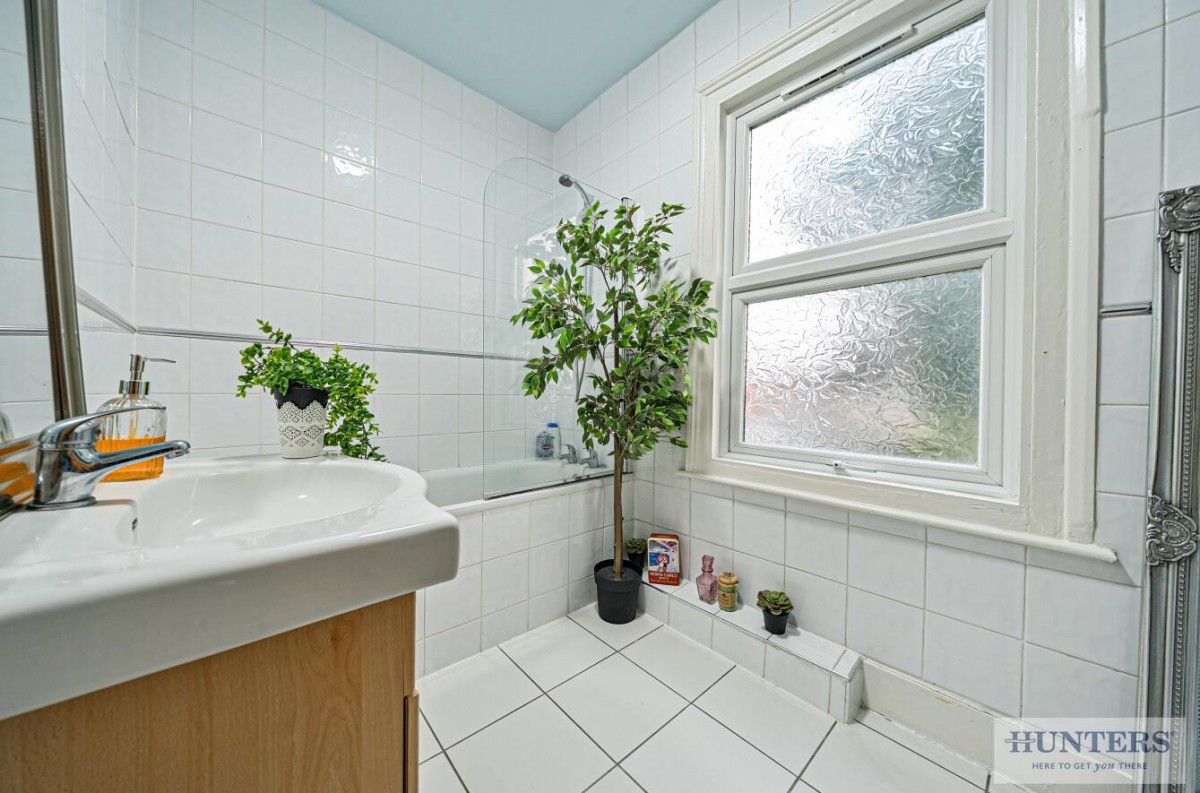 Benares Road, London