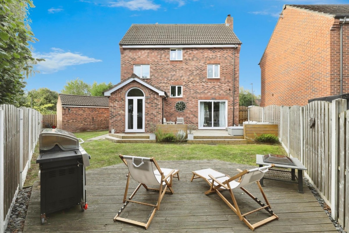 Woodhouse Lane, Beighton, Sheffield, S20 1DE