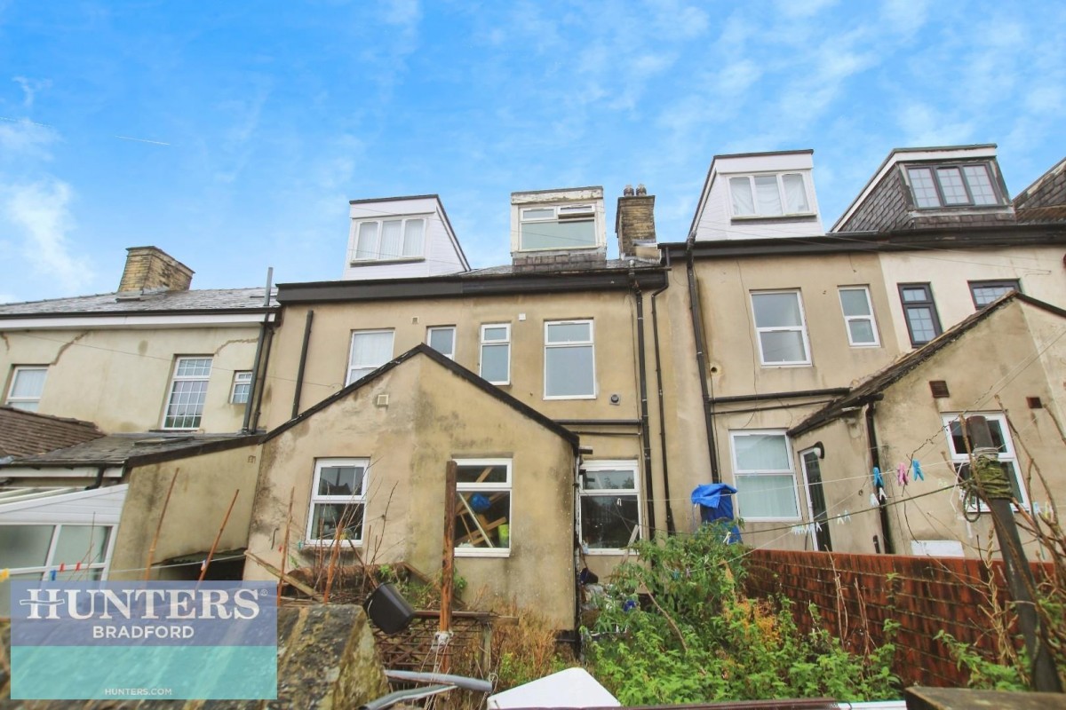 Grosvenor Road Bradford, West Yorkshire, BD8 7SB