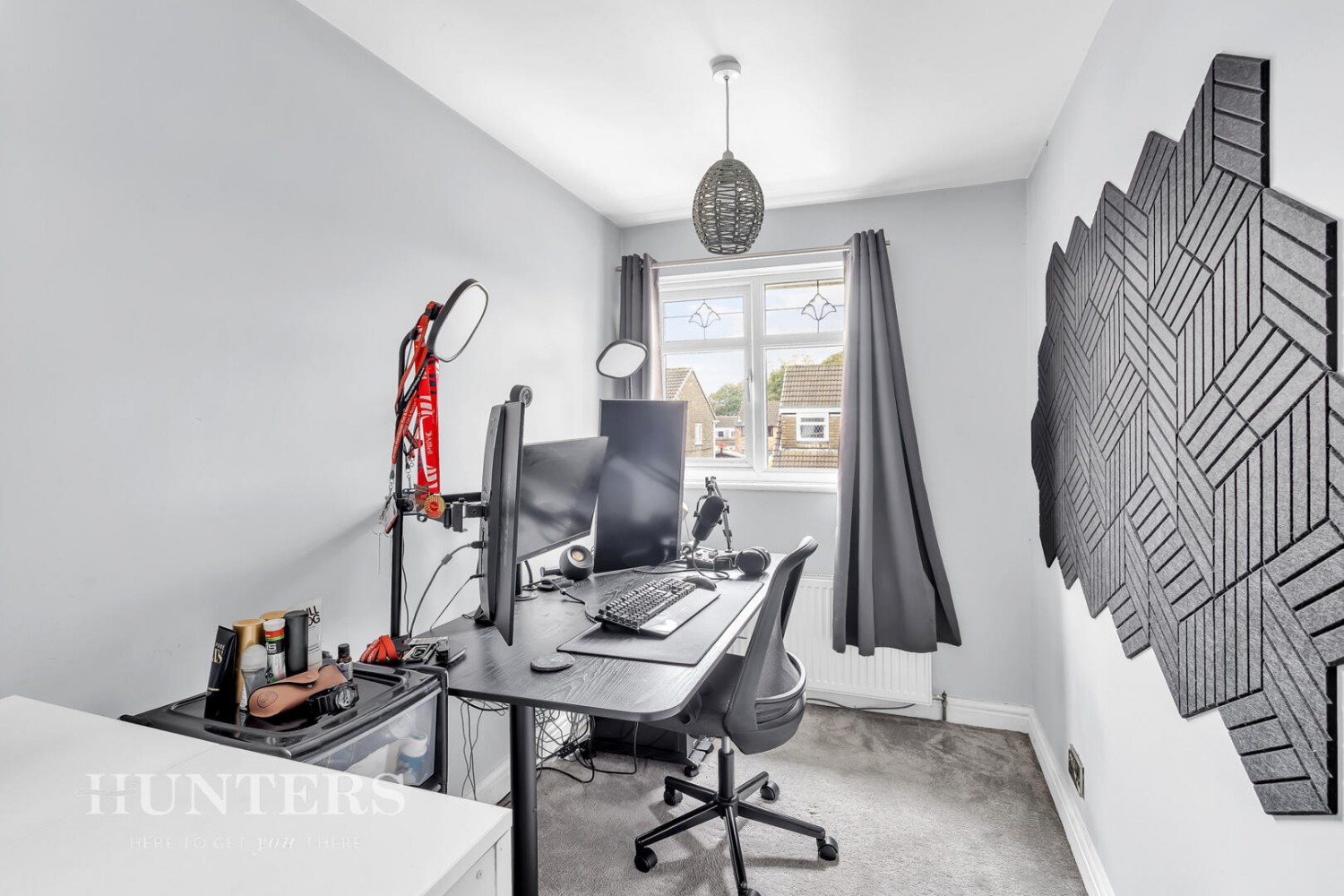 Chichester Close, Smithy Bridge, OL15 8QL