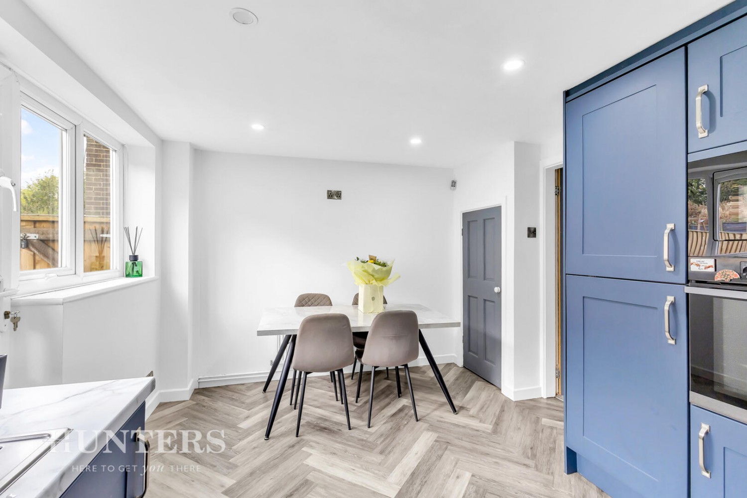 Chichester Close, Smithy Bridge, OL15 8QL