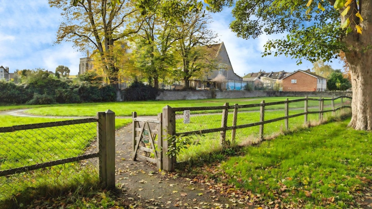 Lawn Road, Fishponds, Bristol