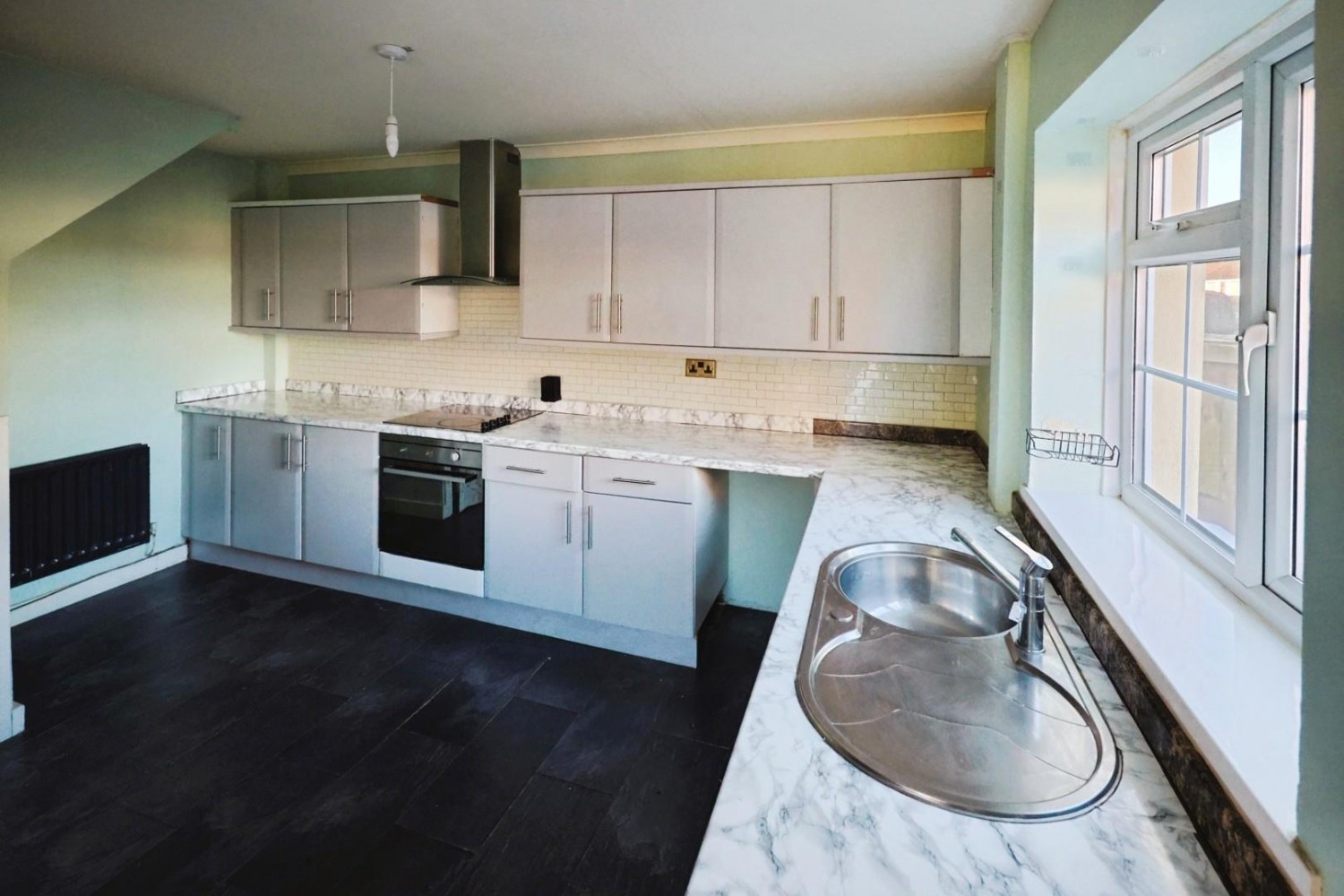 Derwent Avenue, Crook