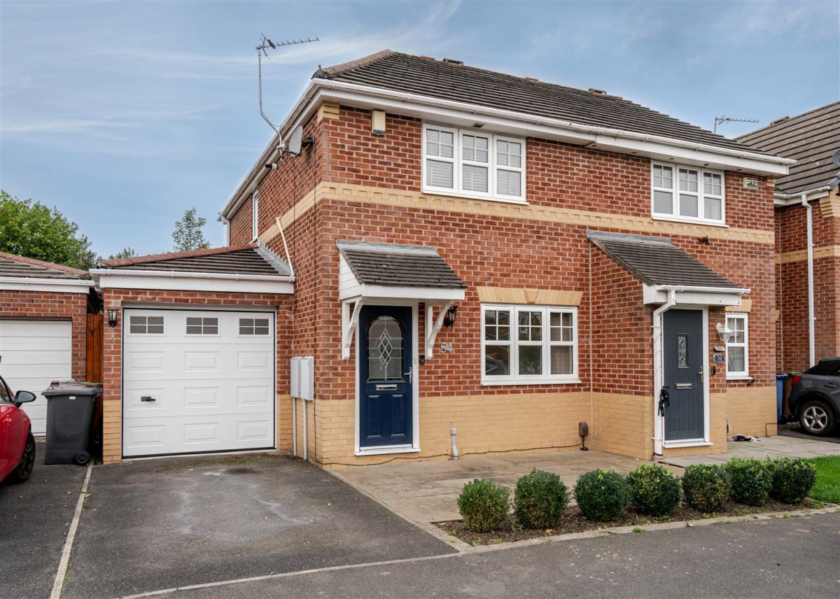 Clough House Drive, Leigh