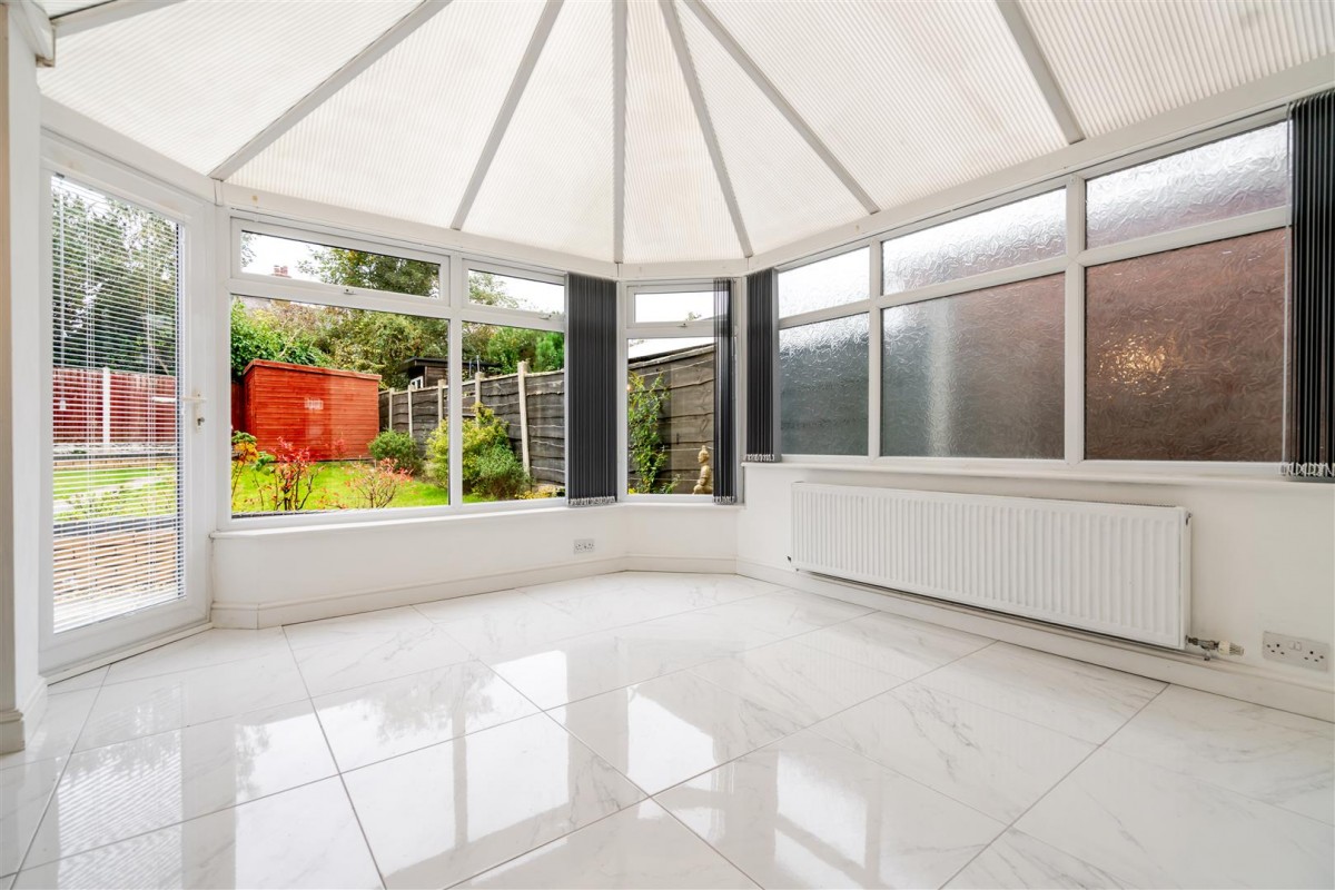 Clough House Drive, Leigh