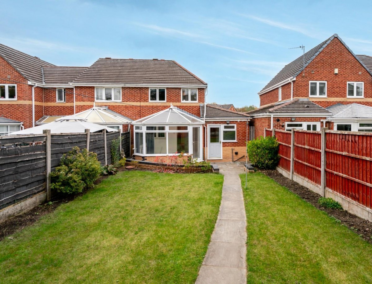 Clough House Drive, Leigh