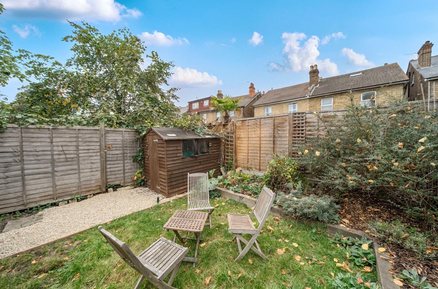 Glenwood Road, London, SE6 4NF