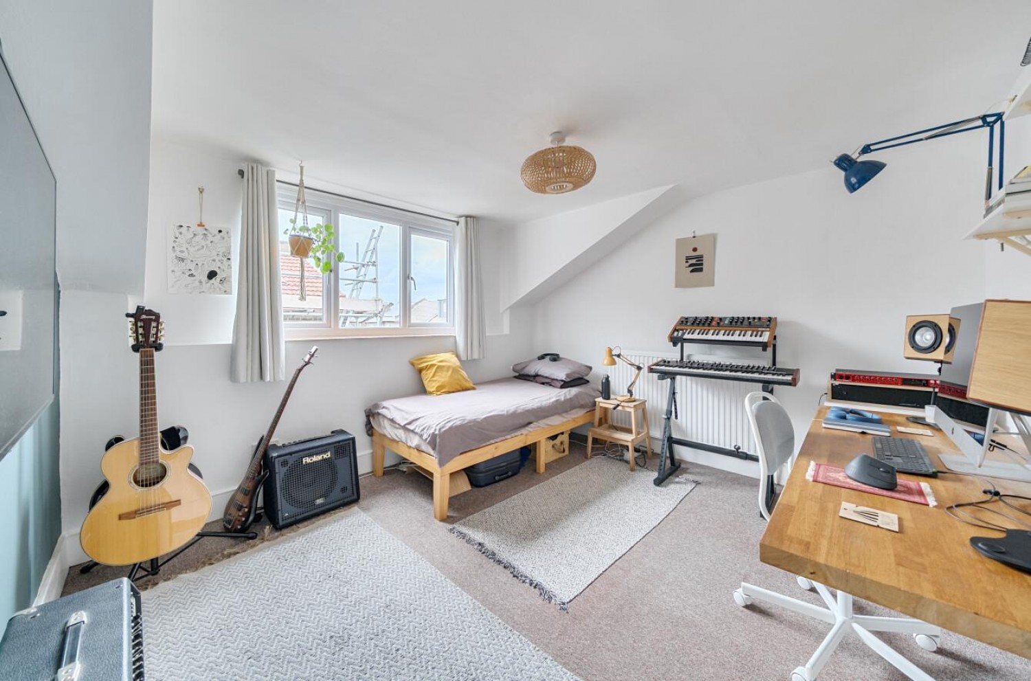 Glenwood Road, London, SE6 4NF