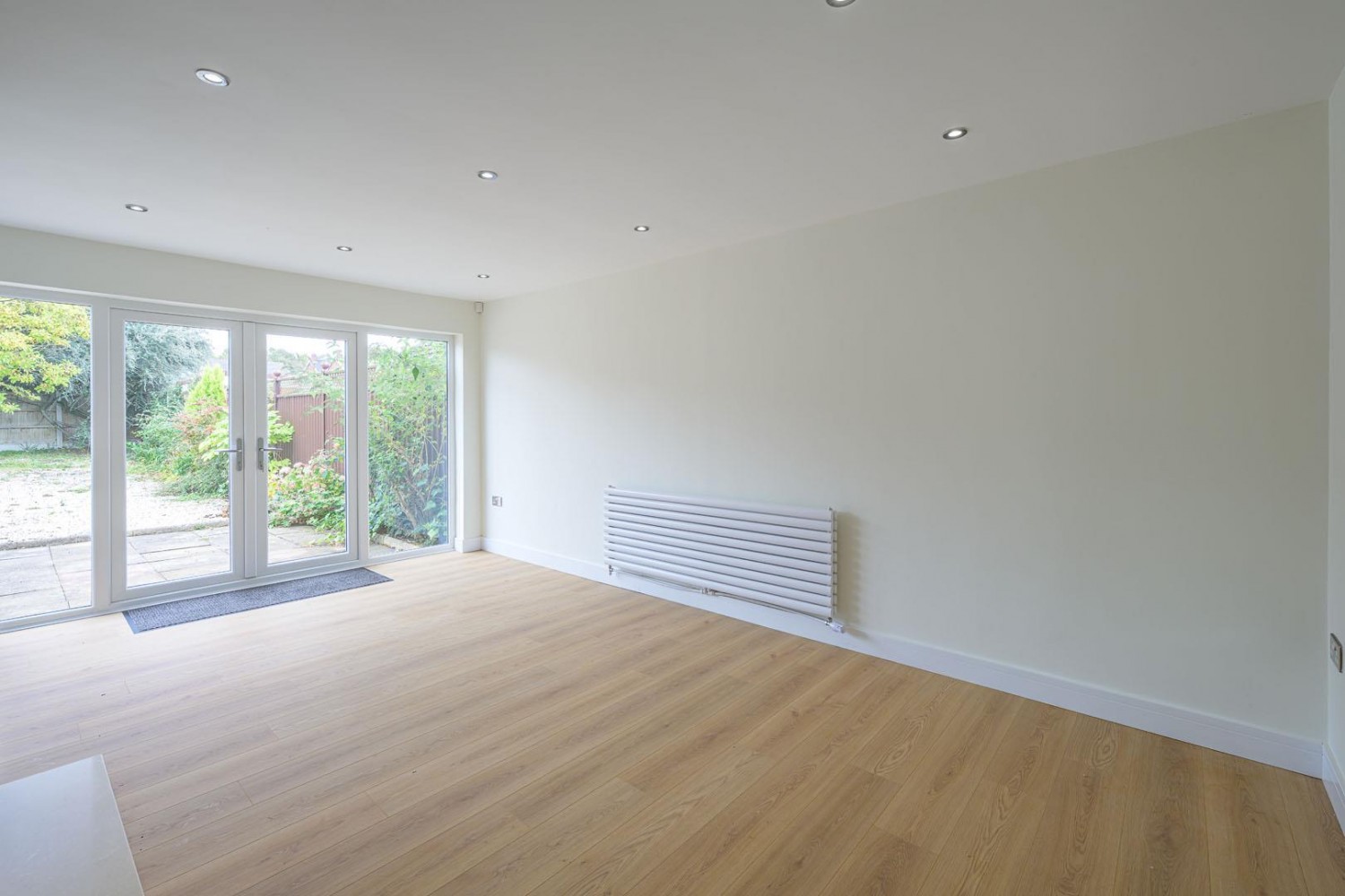 Lapwood Avenue, Kingswinford, DY6 8SG