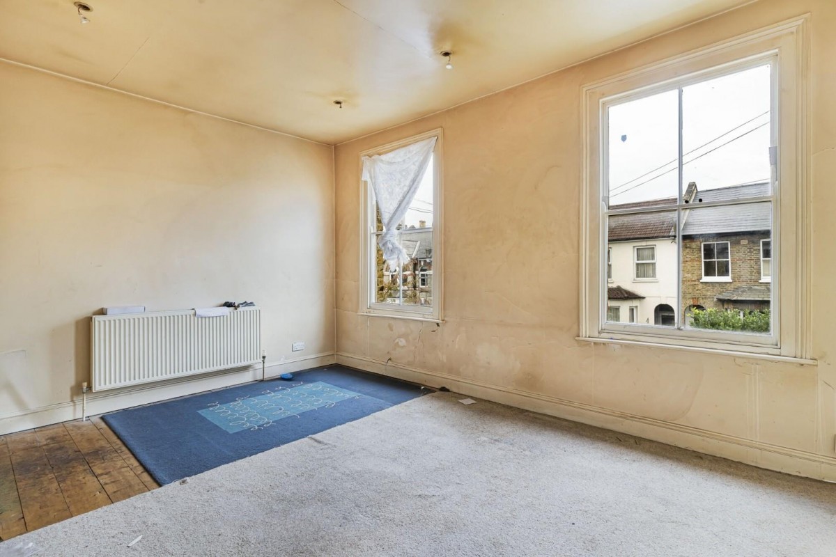 Avondale Rise, London