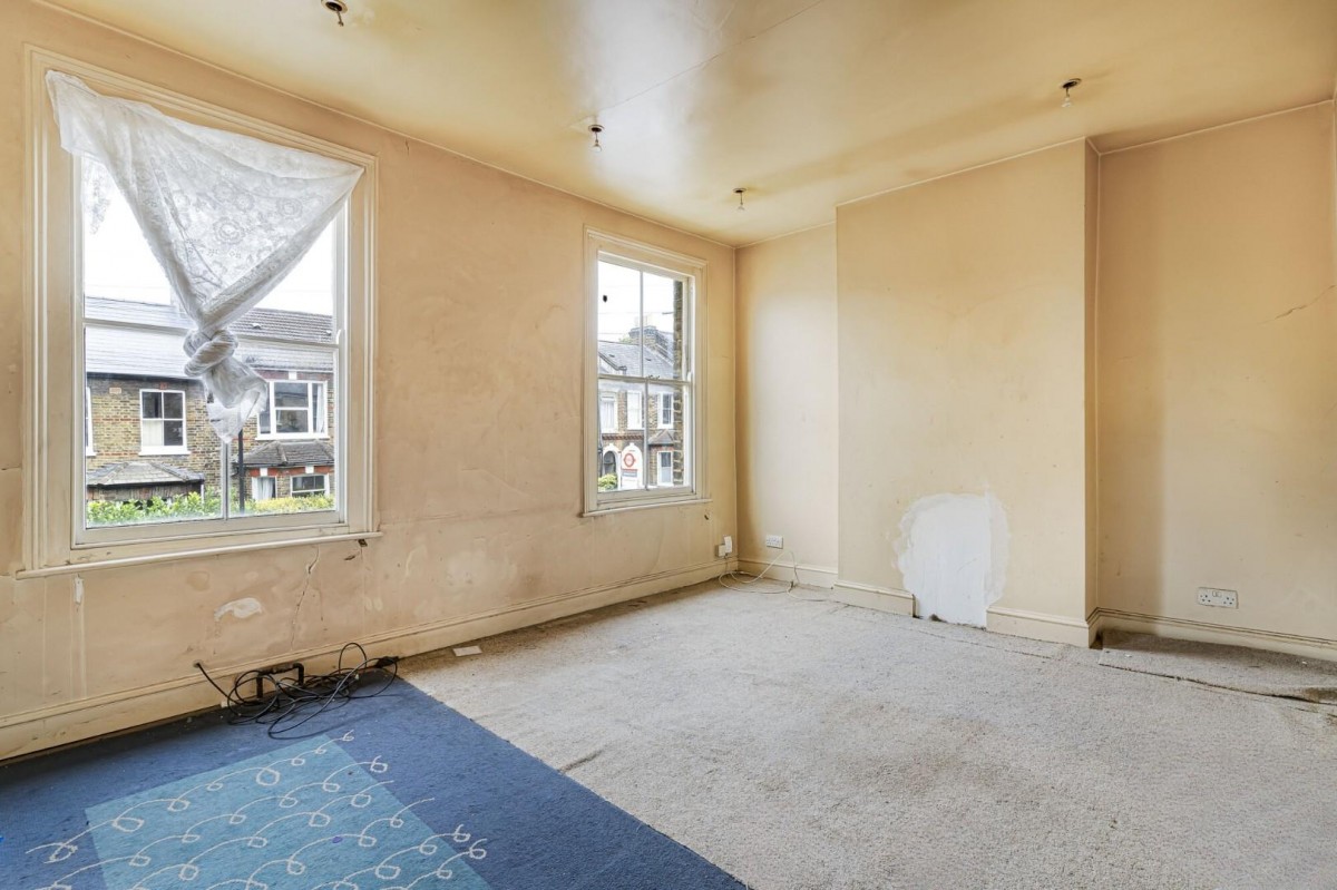 Avondale Rise, London