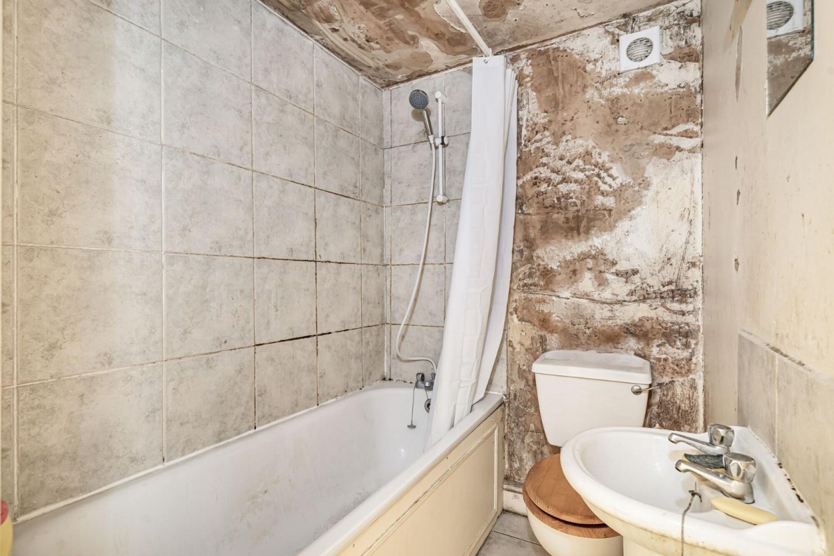 Avondale Rise, London