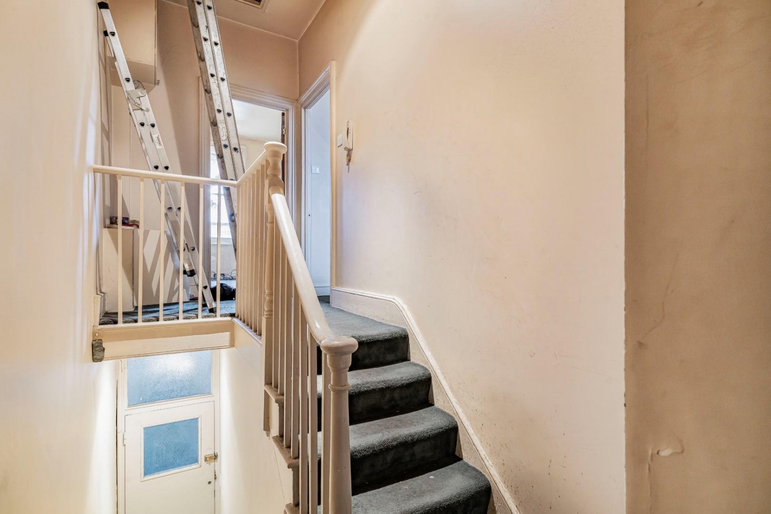 Avondale Rise, London