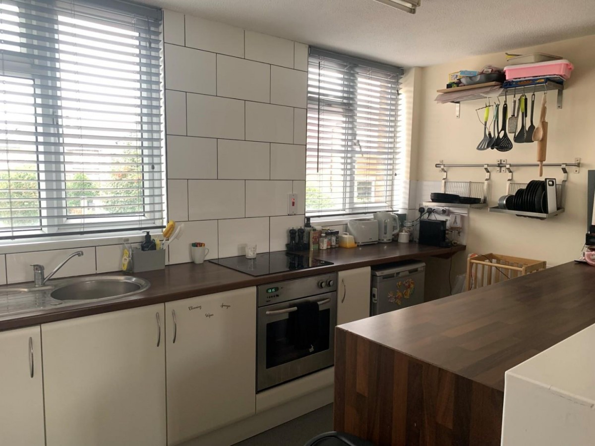 Weavers Close, Gravesend, DA11 0SJ