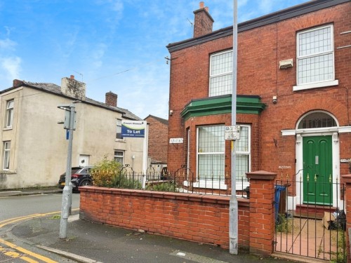 Bond Street, Leigh