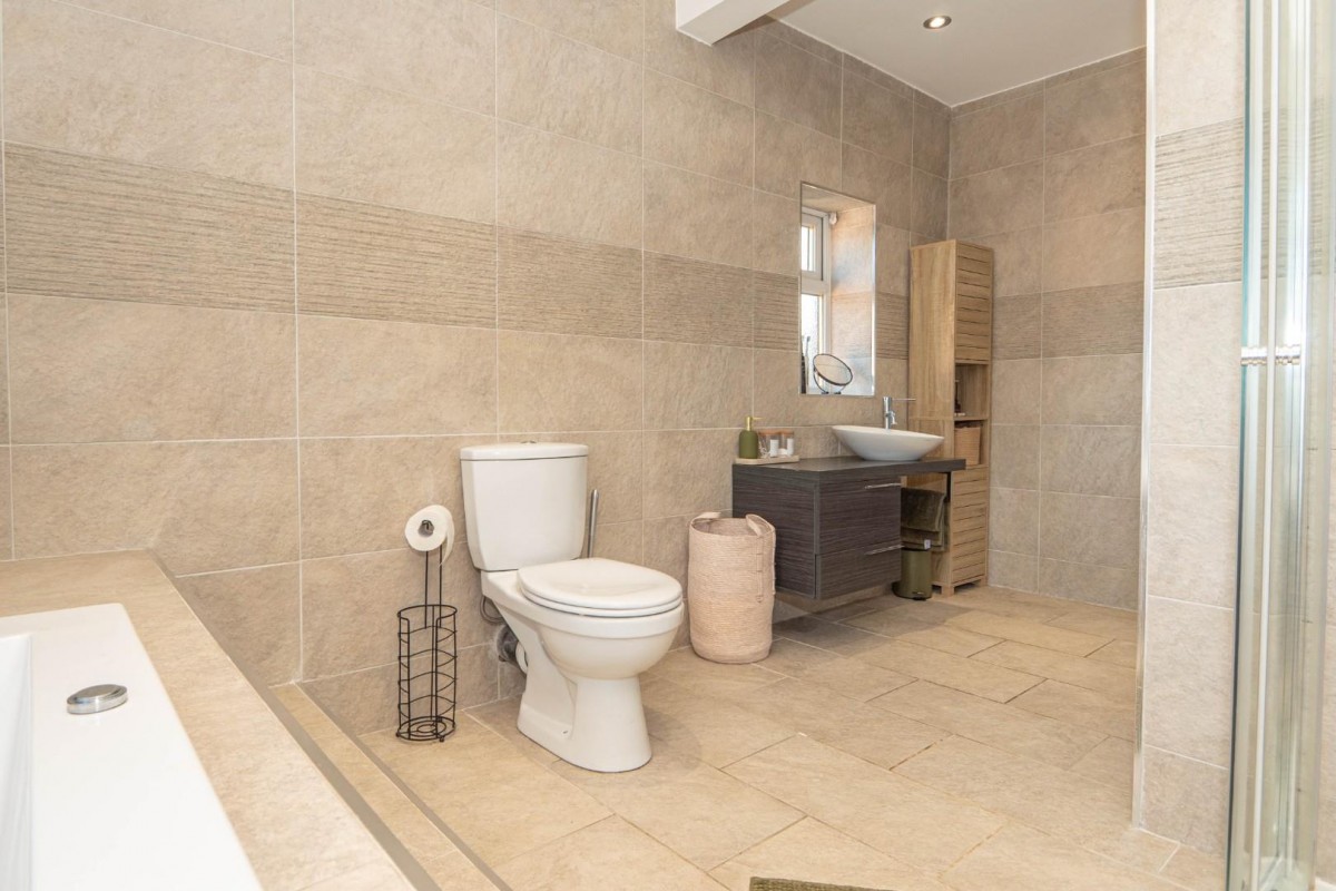 Half Mile Lane, Bramley , LS13