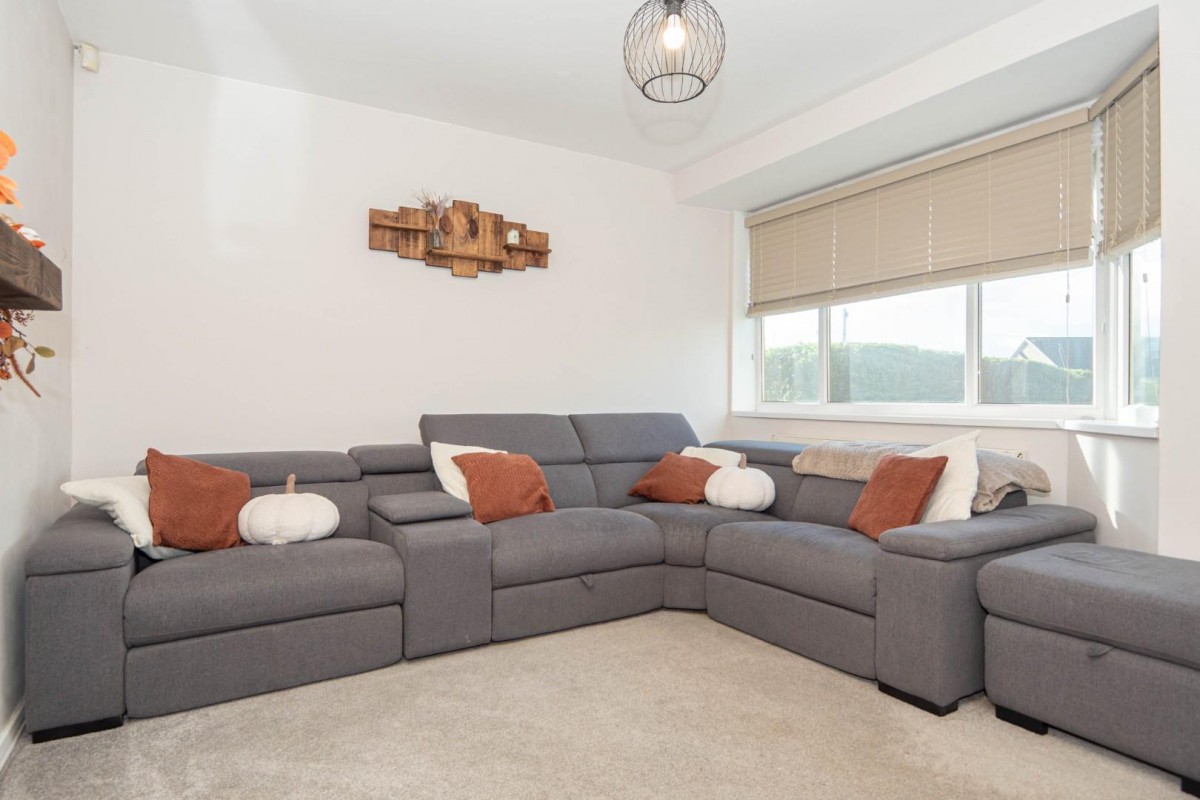 Half Mile Lane, Bramley , LS13