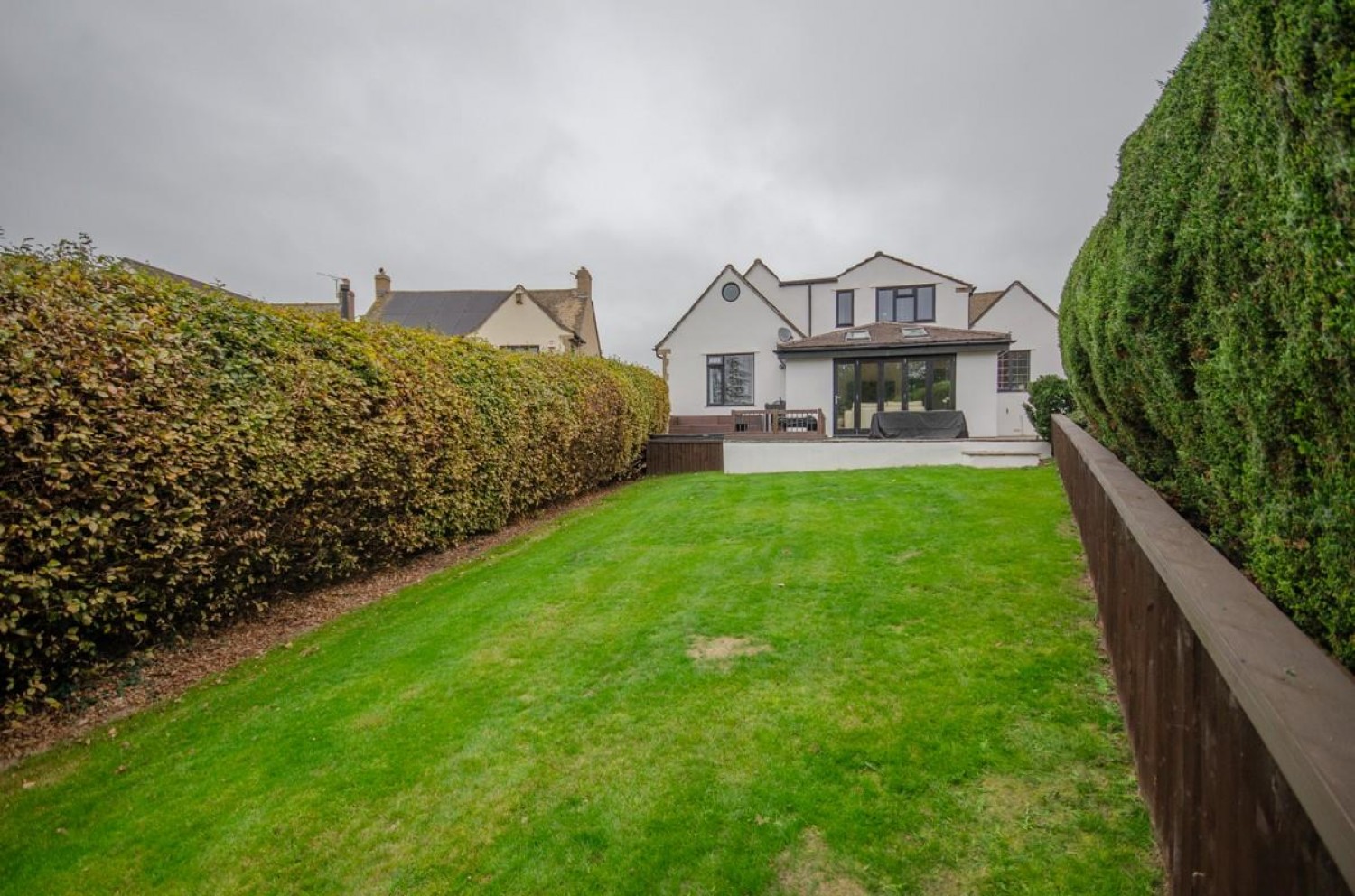 Riverwood Road, Frenchay, Bristol, BS16 1NX