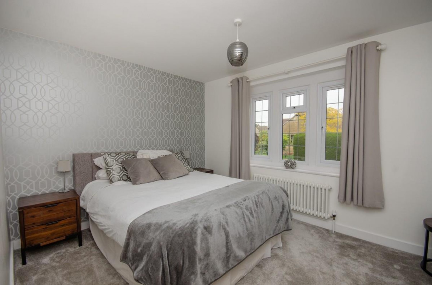 Riverwood Road, Frenchay, Bristol, BS16 1NX