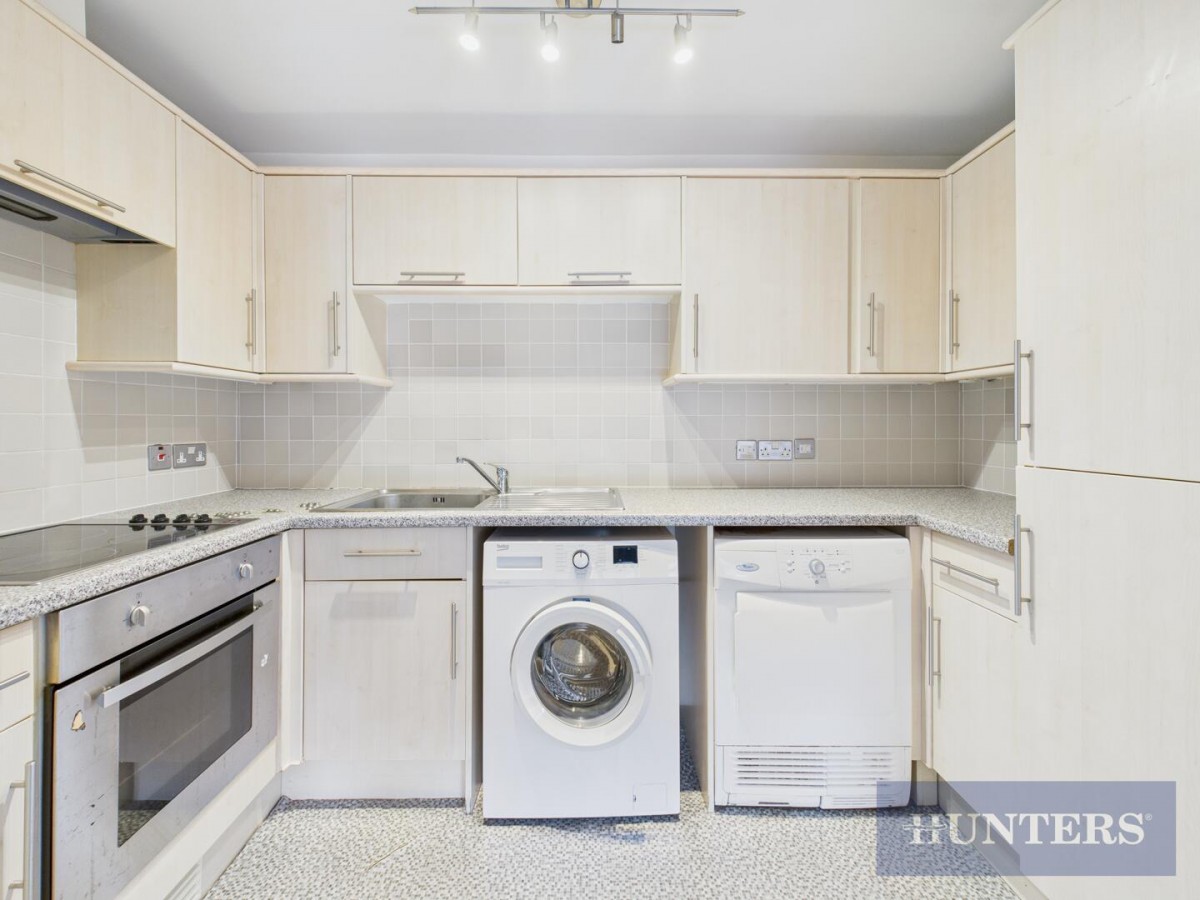 St. Johns Road, Scarborough