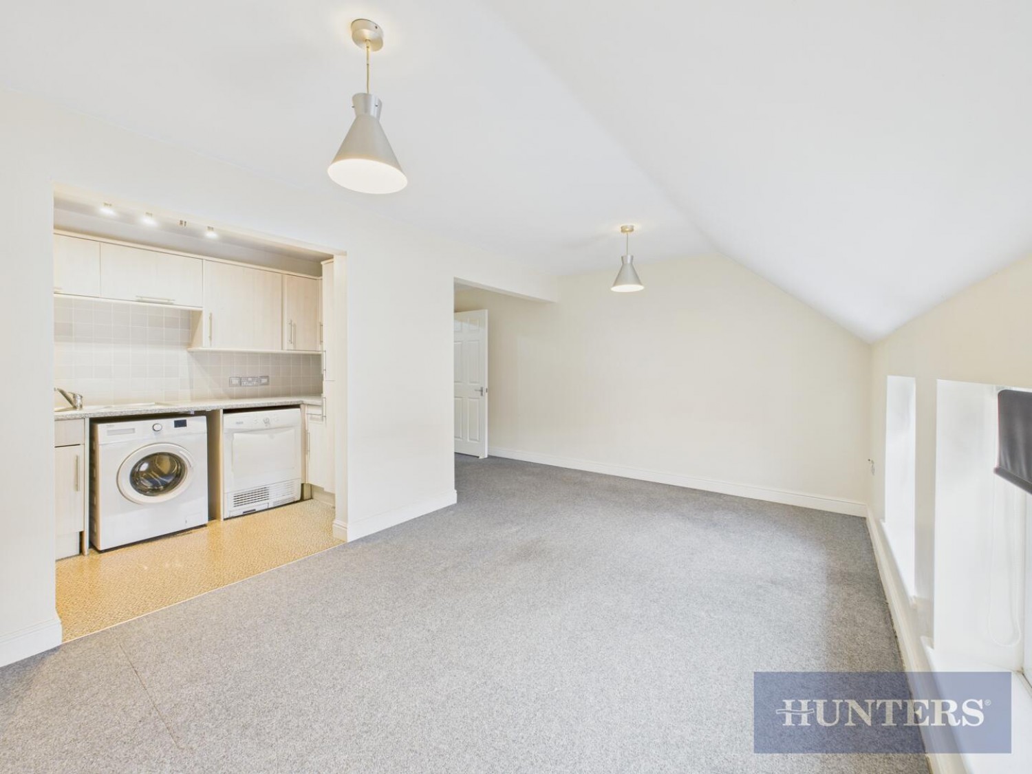 St. Johns Road, Scarborough