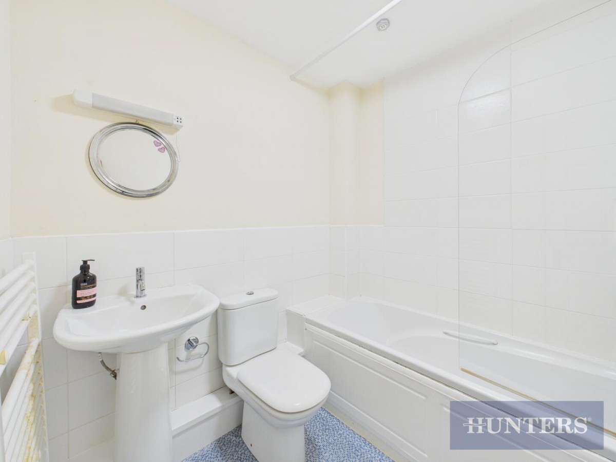 St. Johns Road, Scarborough