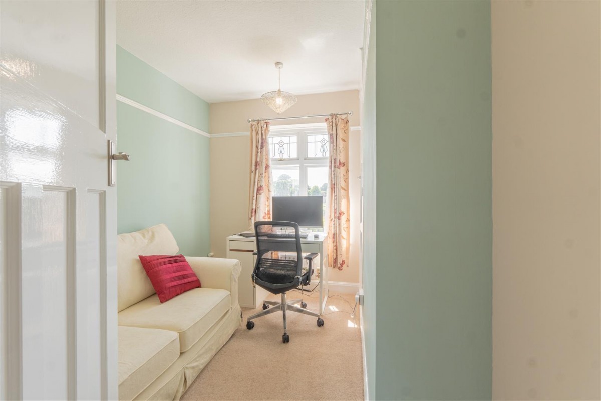 Perrins Lane, Stourbridge, DY9 8XP