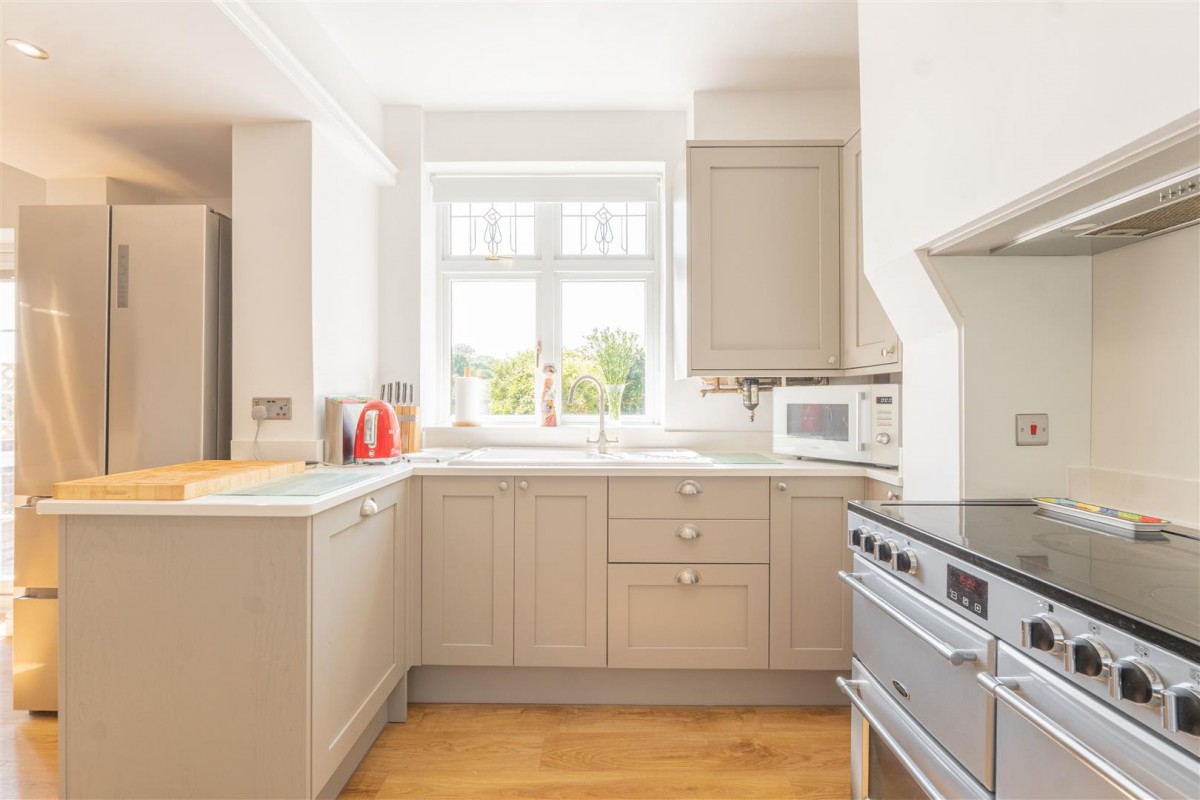 Perrins Lane, Stourbridge, DY9 8XP