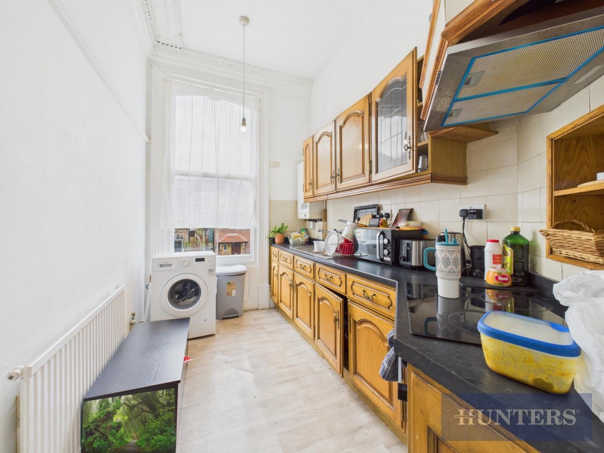 Royal Avenue, Scarborough