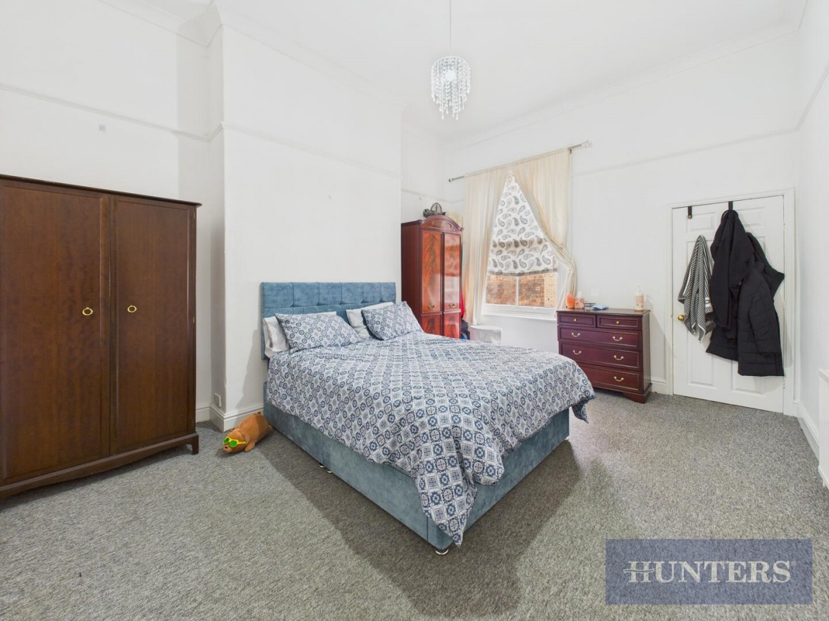 Royal Avenue, Scarborough