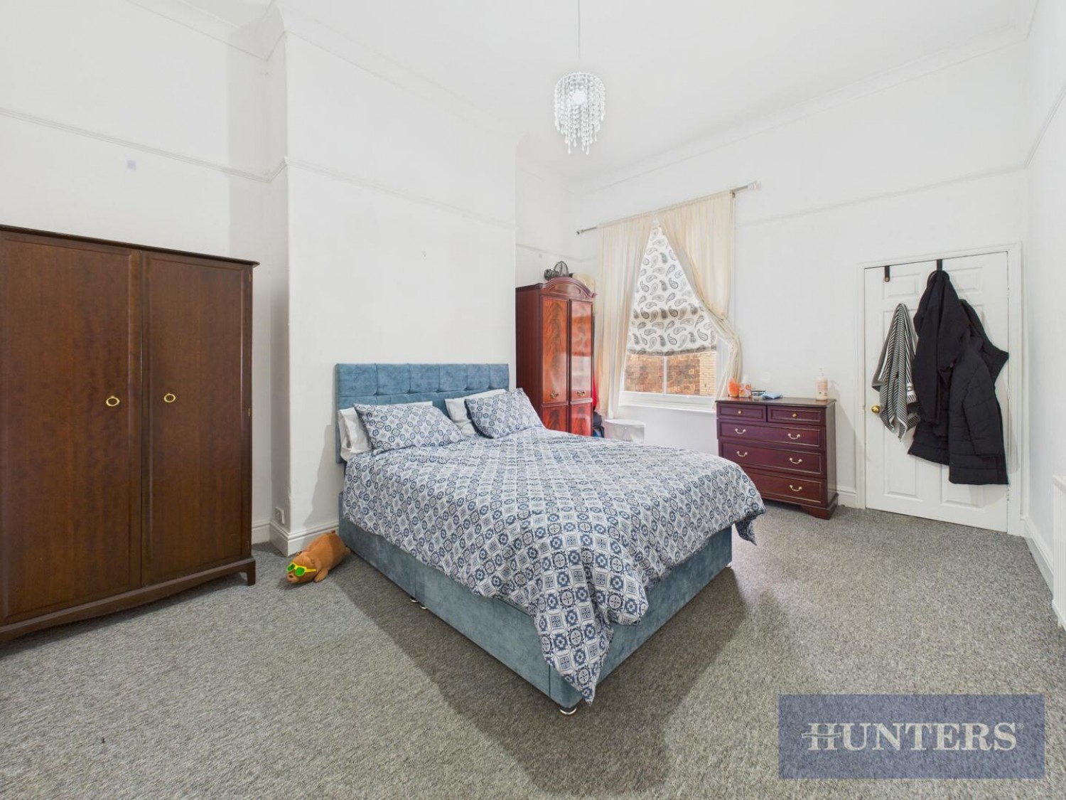 Royal Avenue, Scarborough