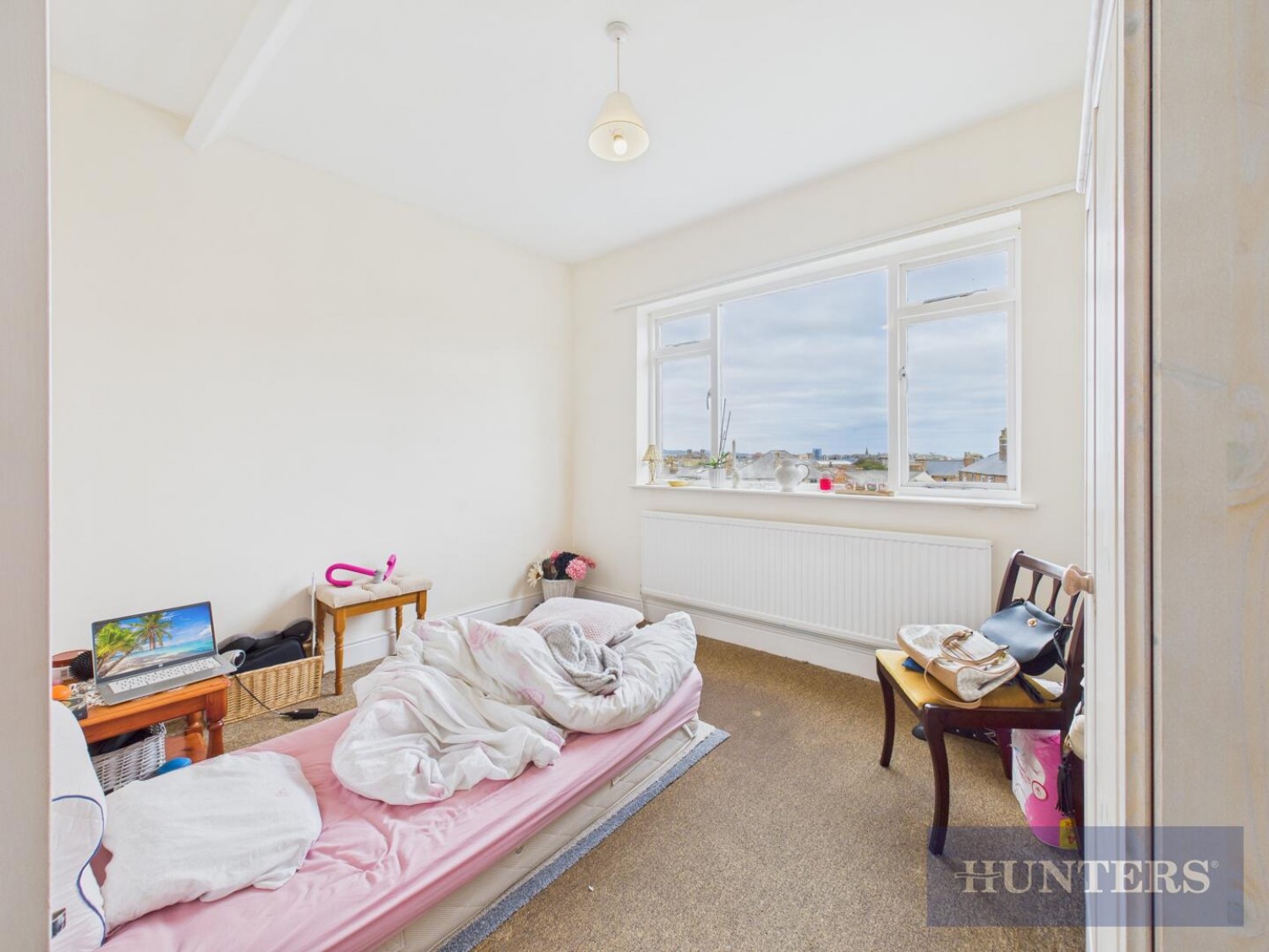 Royal Avenue, Scarborough