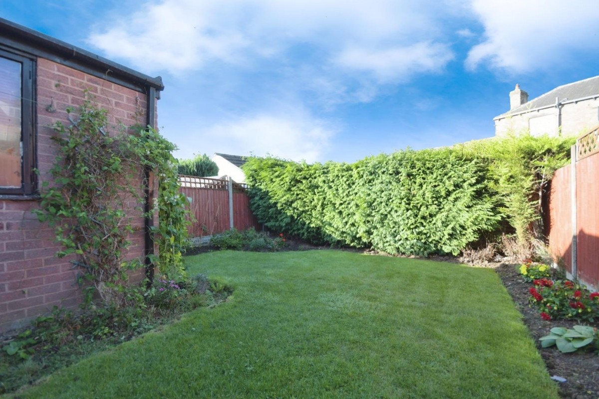 Farnley Avenue, Wadsley Bridge, S6