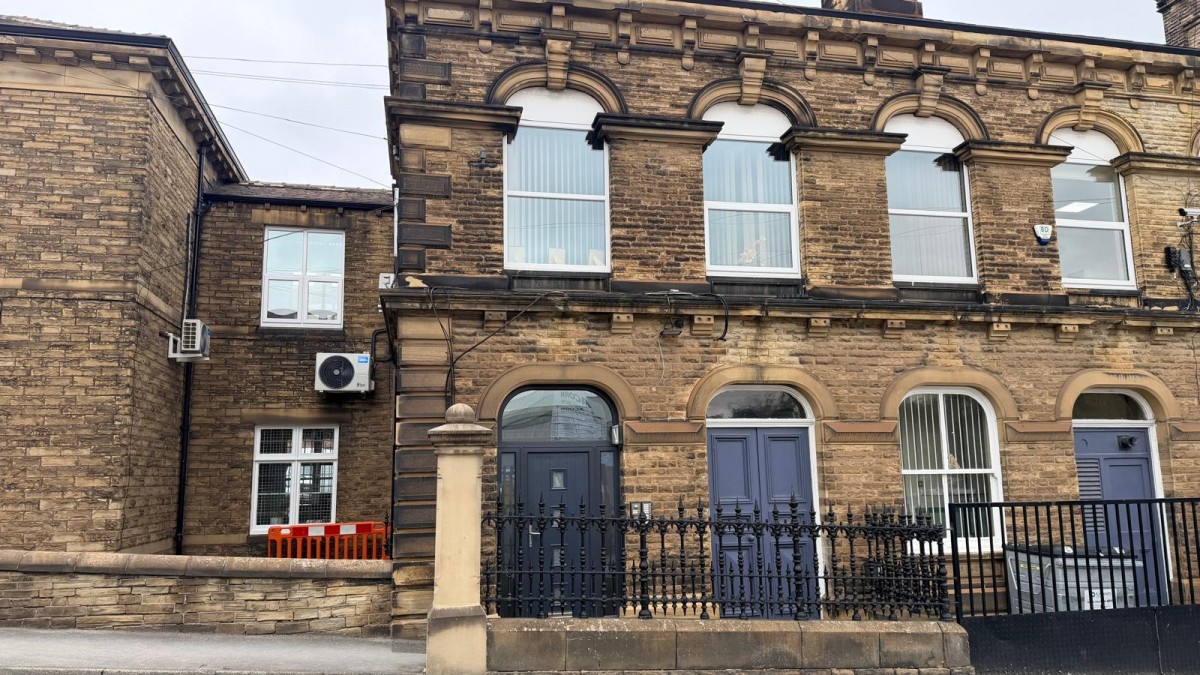 Law Street, Cleckheaton